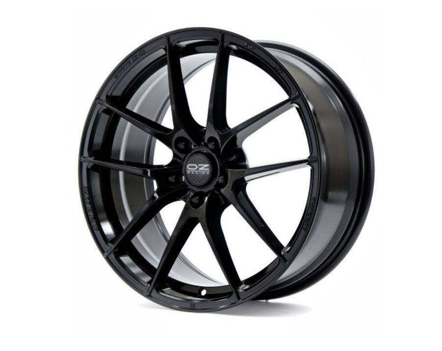 JUEGO DE 4 LLANTAS 18” OZ LEGGERA HLT NEGRO