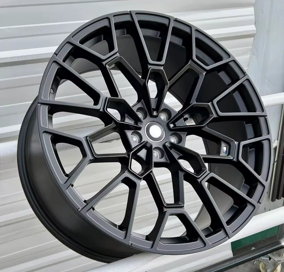 JUEGO DE 4 LLANTAS 19” ESTILO M3 g20