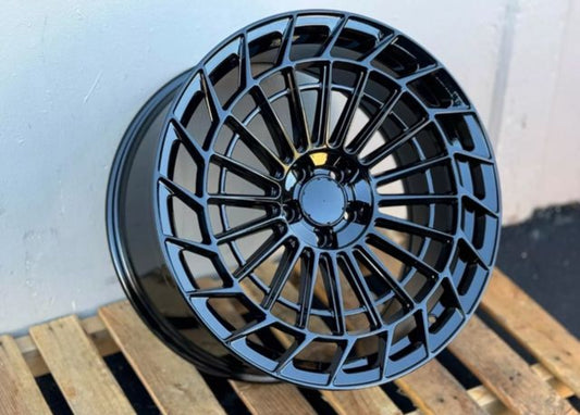 JUEGO DE 4 LLANTAS 19” ESTILO MERCEDES AMG 1