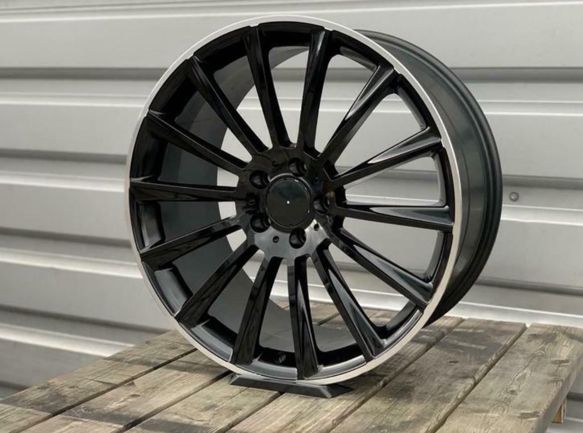 JUEGO DE LLANTAS 19” PARA MERCEDES ESTILO AMG